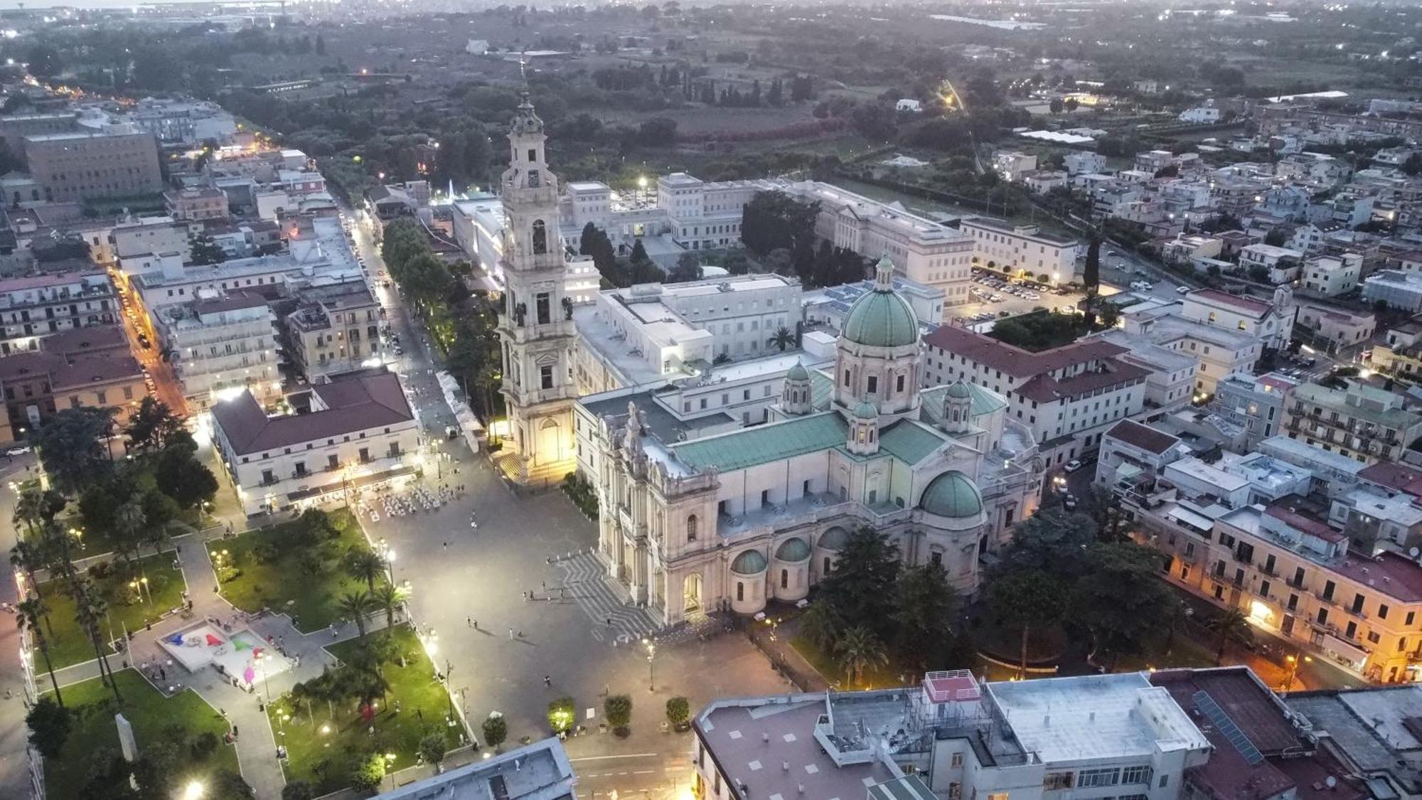Dp Pompei Home Bagian luar foto